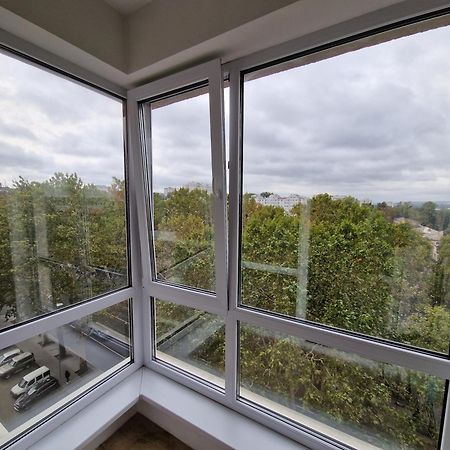 Dendrarium Park Double Room Apartment Kisinyov Kültér fotó